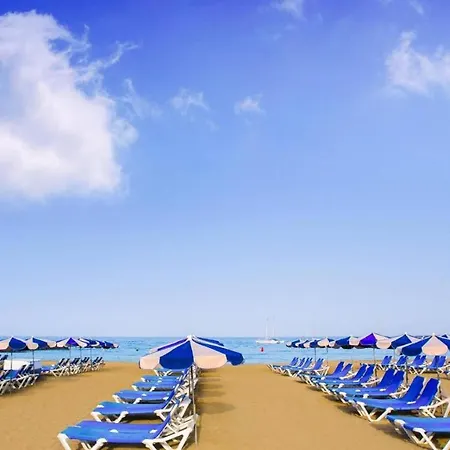 Apartment Standard Double Room,breakfast Included, By The Sea In Los Cristianos *