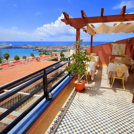 Apartment Standard Double Room,breakfast Included, By The Sea In Los Cristianos Los Cristianos (Tenerife)