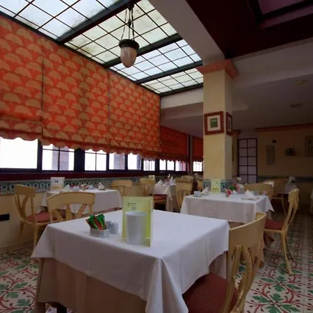 Standard Double Room,breakfast Included, By The Sea In Los Cristianos Апартаменты Лос Кристианос
