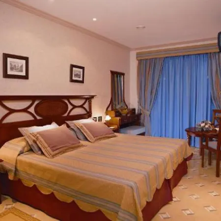 Standard Double Room,breakfast Included, By The Sea In Los Cristianos Апартаменты *